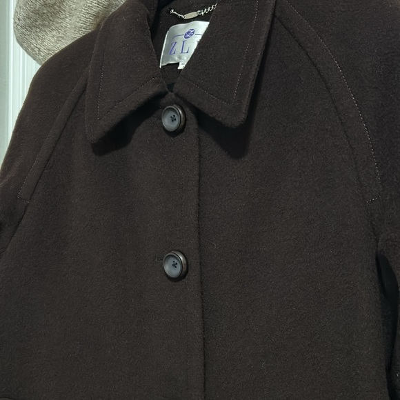 Vintage brown long trench coat peacoat button from long coat - Picture 6 of 6